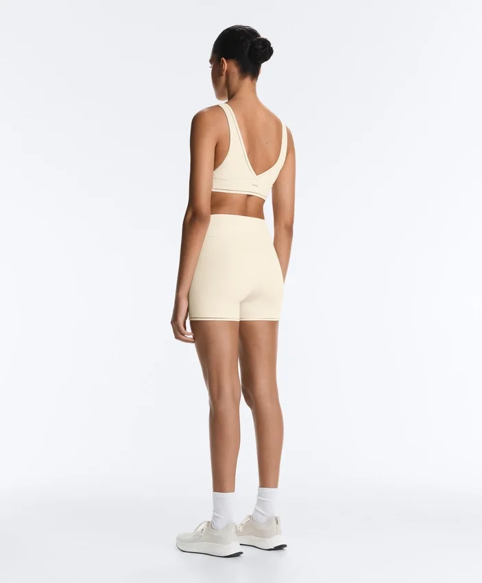 Comfortlux Hot Pants με ψηλή μέση 10 εκ. και διάτρητη λεπτομέρεια Comfortlux Hot Pants με ψηλή μέση 10 εκ. και διάτρητη λεπτομέρεια