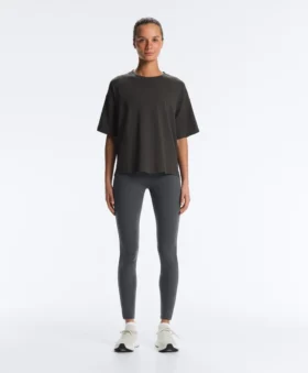 Φαρδύ σορτς κοντομάνικο T-shirt από μείγμα βαμβακιού