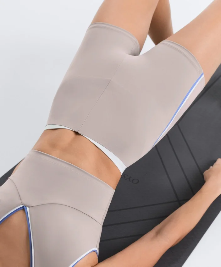 Hot Pants High-Rise Compressive 10Cm Contrast Hot Pants High-Rise Compressive 10Cm Contrast