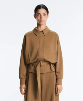 Μπουφάν τύπου utility από ύφασμα twill με ζώνη Μπουφάν τύπου utility από ύφασμα twill με ζώνη